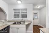 300 Oak St - Photo 25