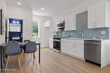 113 E Oldham - Photo 15