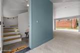 113 E Oldham - Photo 4