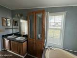 408 Rathburn St - Photo 14