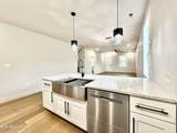 1715 Woodbine Ave - Photo 19