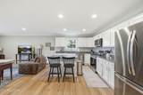 1210 Rowe St - Photo 11