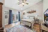 1210 Rowe St - Photo 22