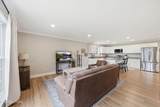 1210 Rowe St - Photo 5
