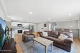 1210 Rowe St - Photo 6