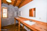 3261 Butterfly Hollow Rd - Photo 32