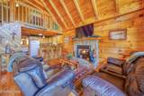 2621 Raccoon Hollow Way - Photo 22