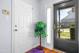325 Pinewood Drive - Photo 4