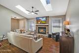 116 Howard Terrace - Photo 12