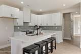 3131 Linden Ave - Photo 9