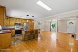 1012 Bennett St - Photo 11