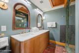 100 Gay St - Photo 19