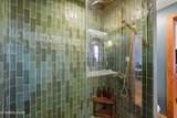 100 Gay St - Photo 20