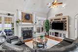 7803 Chillingsworth Lane - Photo 9