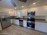 208 Greenwood - Photo 13