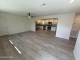 208 Greenwood - Photo 7