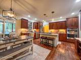 711 Hunting Fox Lane - Photo 11