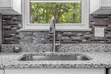 2427 Leann Cir - Photo 6