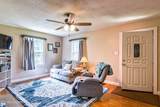 204 Rose Ave - Photo 8