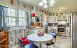 204 Rose Ave - Photo 9
