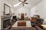 8634 Denmark St - Photo 2