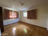 415 Barberry Drive - Photo 17