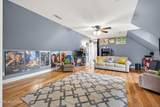 633 Victoria Lane - Photo 16