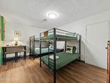 425 Hemlock Lane - Photo 14