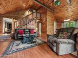 425 Hemlock Lane - Photo 5