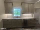 690 Westchester Drive - Photo 31