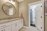 2109 Boxwood  Circle Lane - Photo 32