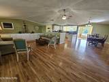 1682 Brookview Drive - Photo 3
