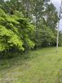 121 Windsor Rd - Photo 2