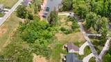 1919 Lakewood Drive - Photo 4