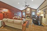 384 Woodgate Drive - Photo 4