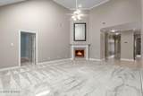 914 Altamont Way - Photo 14