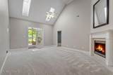 914 Altamont Way - Photo 15