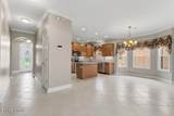 914 Altamont Way - Photo 8