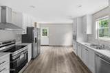 580 Woodlawn Ave - Photo 8