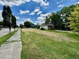 623 Cherry St - Photo 4