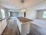 1670 Goodfield Rd - Photo 3