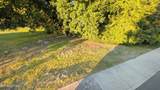 606 Railroad St - Photo 3