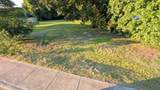 606 Railroad St - Photo 4