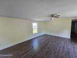 221 Elm Grove St - Photo 4