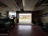 308 Trenton St - Photo 4
