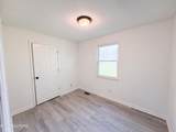7301 Meadowbrook Circle - Photo 15