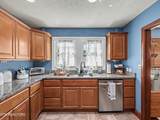860 Gilbert St - Photo 12