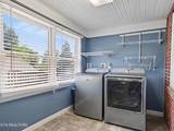 860 Gilbert St - Photo 16
