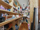 860 Gilbert St - Photo 17