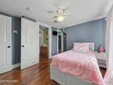 860 Gilbert St - Photo 26